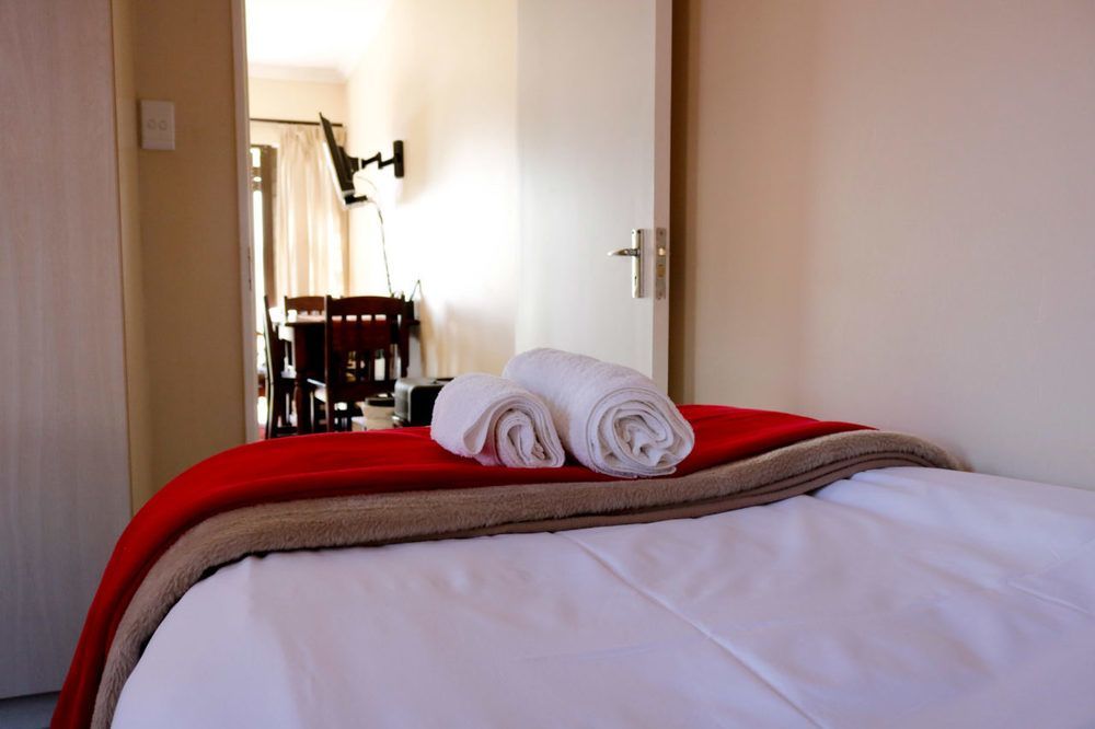 A Little Guesthouse Bloemfontein Exteriör bild