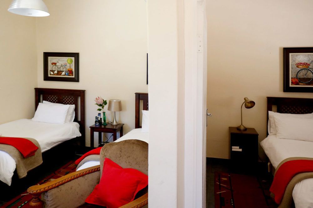A Little Guesthouse Bloemfontein Exteriör bild